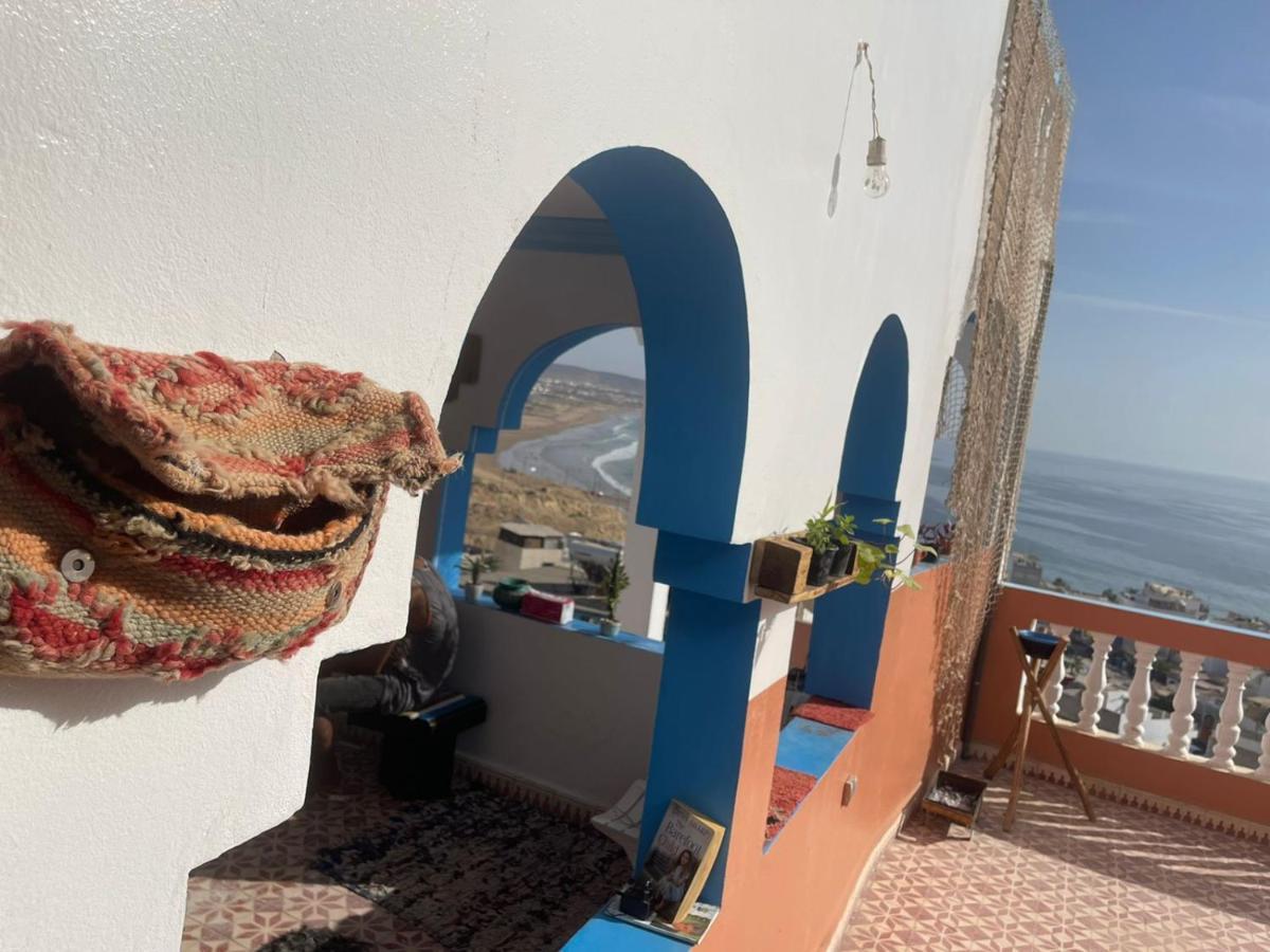 Binic Surf House Bed and Breakfast Taghazout Exteriör bild
