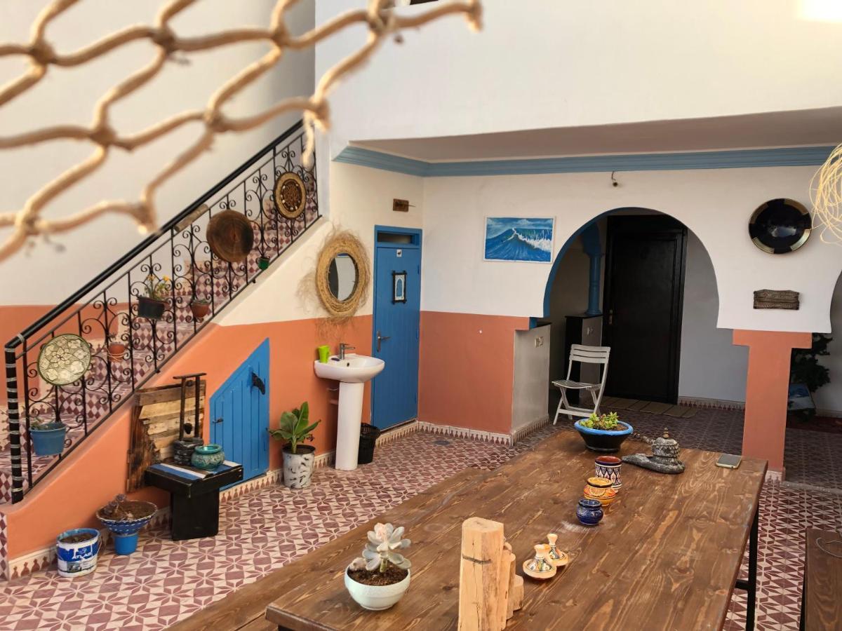 Binic Surf House Bed and Breakfast Taghazout Exteriör bild