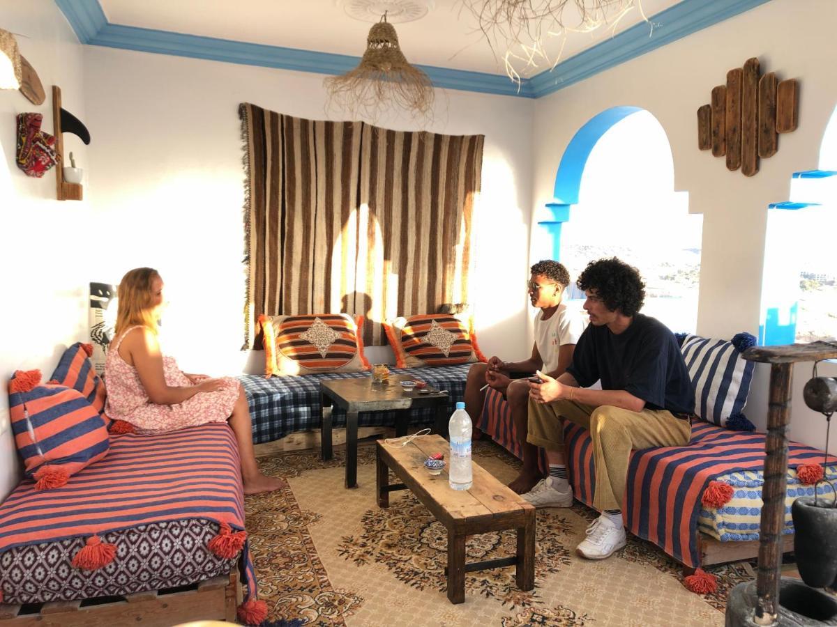 Binic Surf House Bed and Breakfast Taghazout Exteriör bild