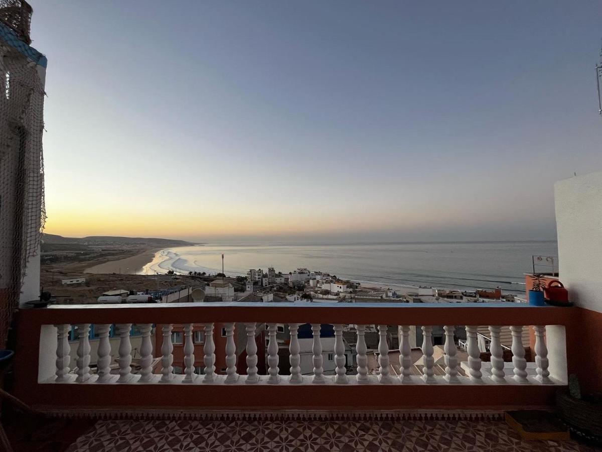 Binic Surf House Bed and Breakfast Taghazout Exteriör bild
