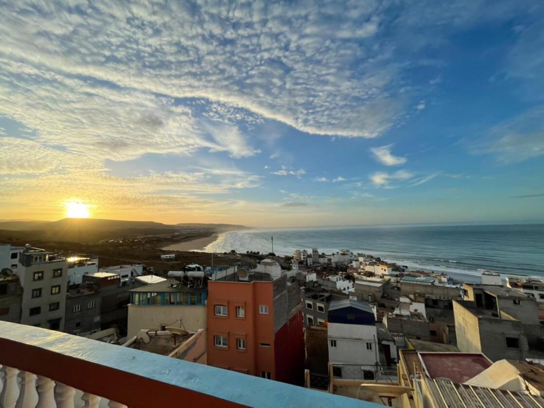 Binic Surf House Bed and Breakfast Taghazout Exteriör bild
