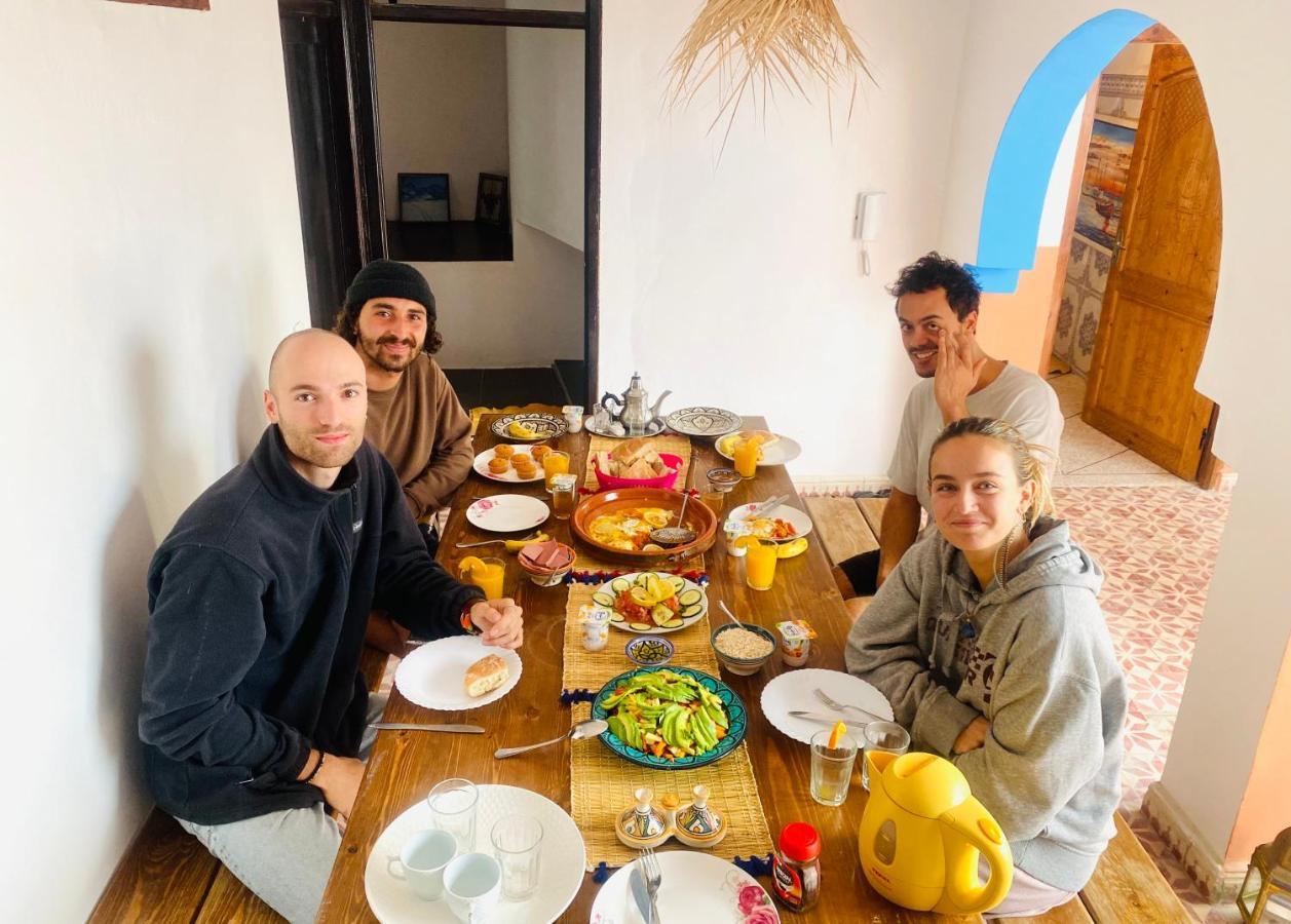 Binic Surf House Bed and Breakfast Taghazout Exteriör bild