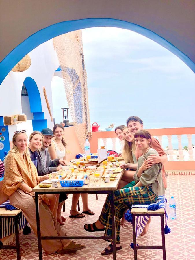 Binic Surf House Bed and Breakfast Taghazout Exteriör bild